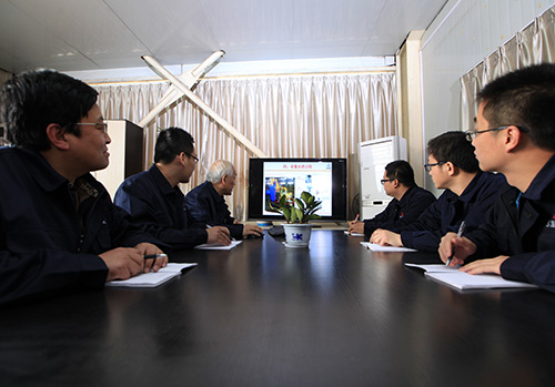 工程技術(shù)團隊會議-航(háng)天泵閥