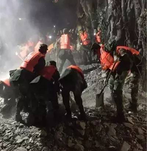 航天泵閥(fá)祈福九寨(zhài)溝 (5) 航天泵(beng)閥祈福九(jiu)寨溝 (5)