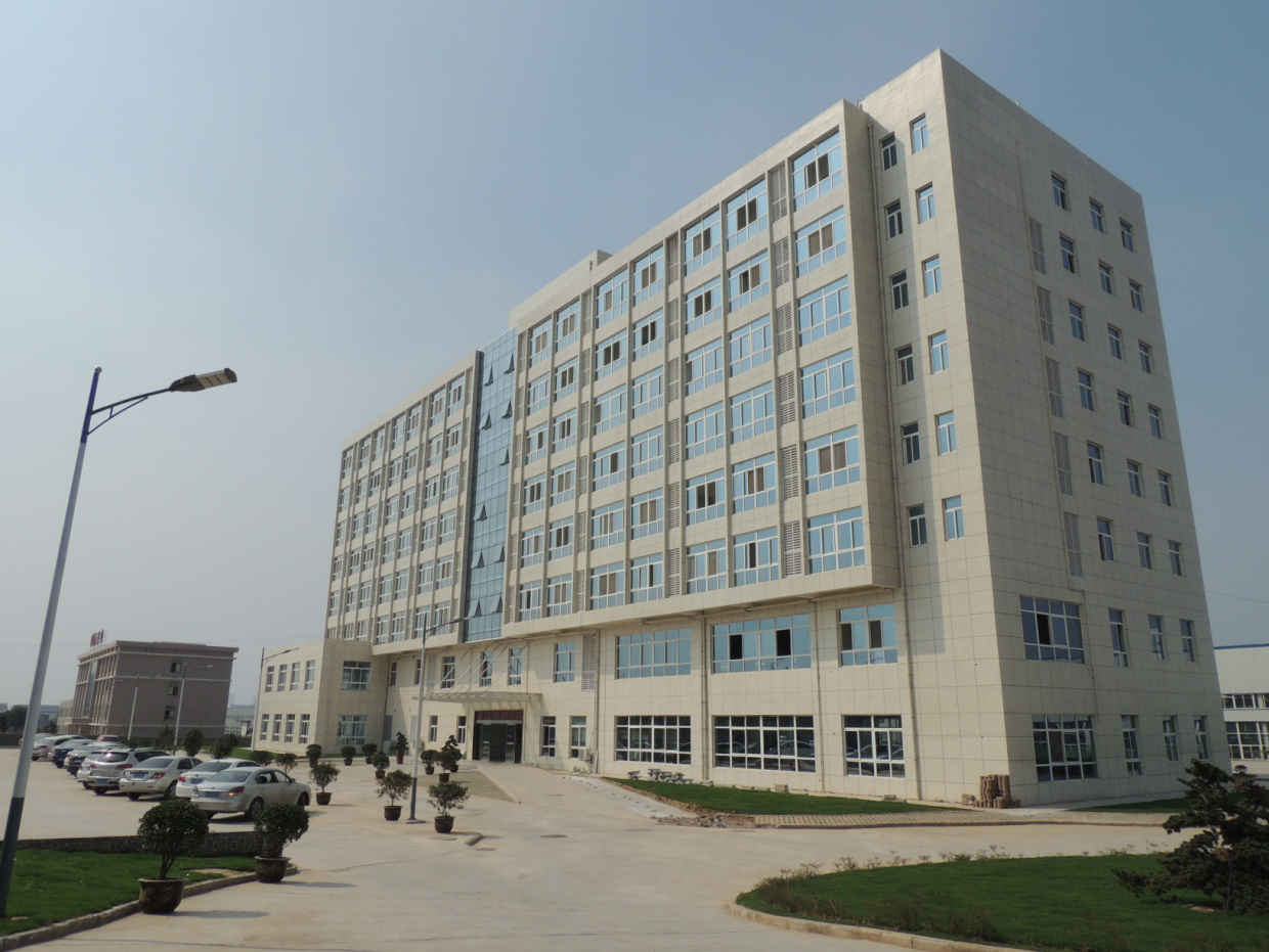 高溫下的堅守(shǒu) 奮鬥者的姿态(tài)——緻敬所有奮戰(zhan)在高溫一線的(de)員工 高溫(wēn)下的堅守 奮鬥(dou)者的姿态——緻敬(jing)所有奮戰在高(gao)溫一線的員工(gōng)