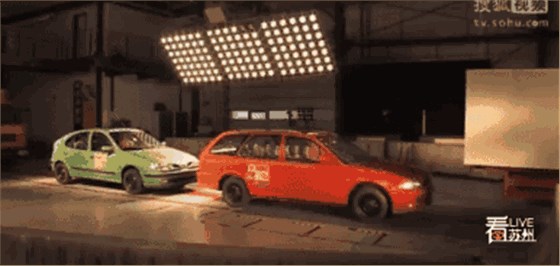 水(shui)錘效應(ying) 水錘效(xiào)應